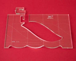 Quilt-Lineal ''Blatt Groß'' (Plexiglas 5 Mm/ Muster 11x6,3 Cm/ Lineal 12,7x20,2 Cm)