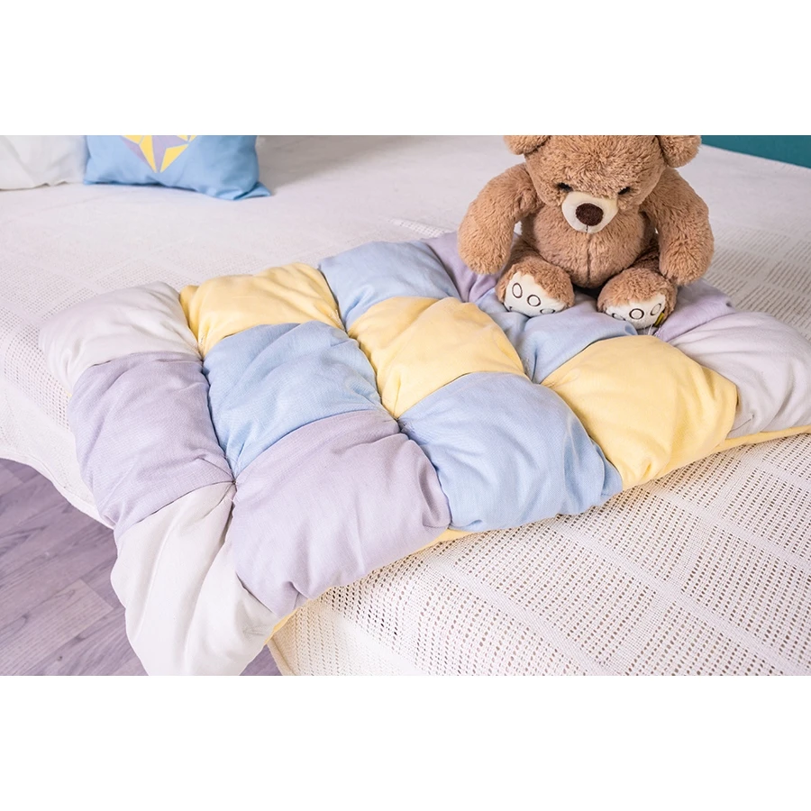 Vlieseline Volumenvlies R 200 (schwer, Extrem Bauschig, Nähbar/ Weiß) 1 Vlieseline Volumenvlies R 200 (schwer, Extrem Bauschig, Nähbar/ Weiß)