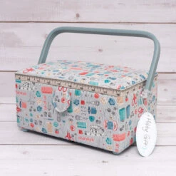 Groves Nähkasten M "Stitch In Time" (16,3 X 24,7 X14 Cm)