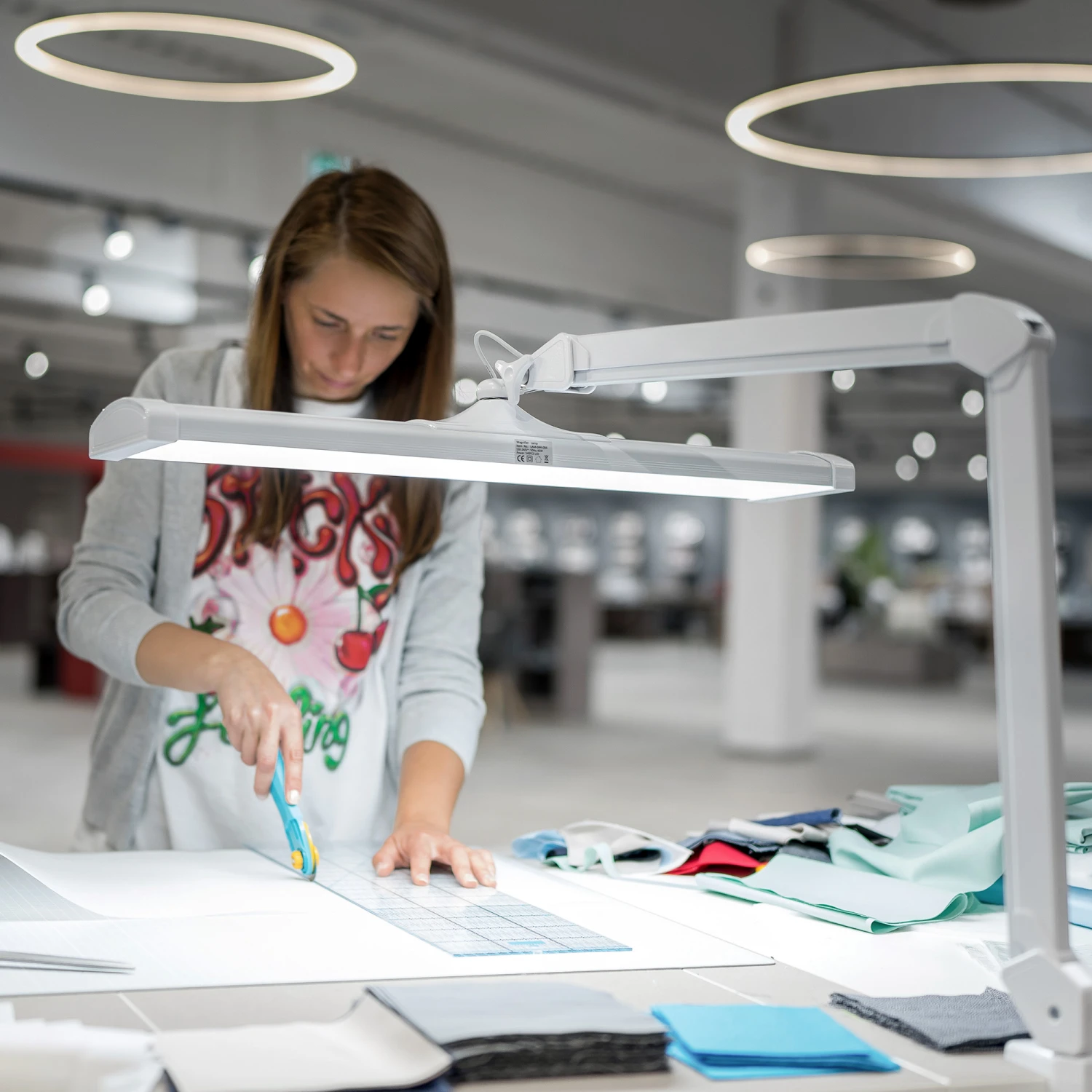 Semplix LED Arbeits-Tischlampe Schwarz (540 LED/ Dimmbar/ Tischklemme) 3 Semplix LED Arbeits-Tischlampe Schwarz (540 LED/ Dimmbar/ Tischklemme) – Bild 3