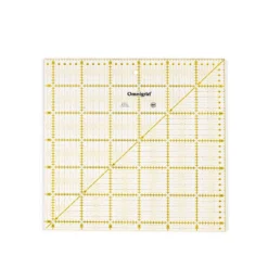 Prym Omnigrid Universal-Lineal (31,5 X 31,5 Cm/ Cm Skalierung)