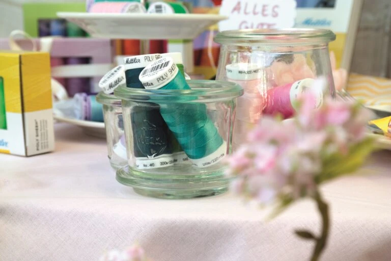 NähKunst Angebote Store 16 NähKunst Angebote Store -NähKunst Angebote Store mettler decoration 3 768x512 1