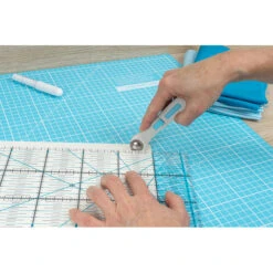 Semplix Schneidematten-Set A4 Türkis/petrol Lineal/ Rollschneider 20 Mm