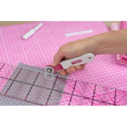 Semplix Schneidematten-Set A3 Pink/lila/ Lineal/ Rollschneider 28 Mm