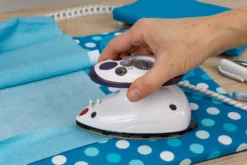 Semplix Bügelunterlage Petrol/türkis (40 X 30 Cm) 7 Semplix Bügelunterlage Petrol/türkis (40 X 30 Cm) -NähKunst Angebote Store semplix buegelunterlage petrol tuerkis 03 scaled